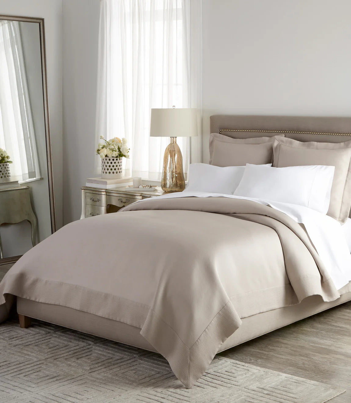 Angelina Matelassé Coverlet by Peacock Alley