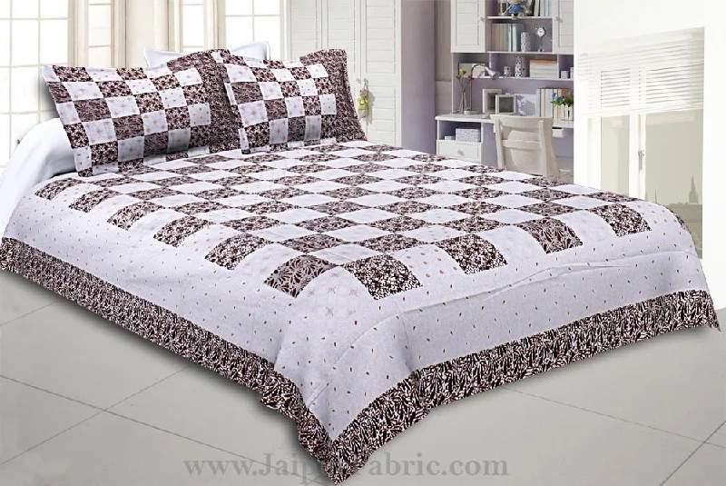 Double Bedsheet Checkered Chocolate Golden Print