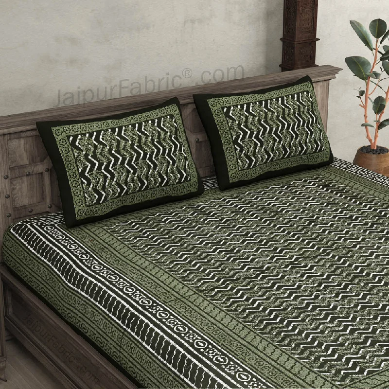 Green Zigzag  Pure Cotton Jaipuri Dabu Print Bedsheet