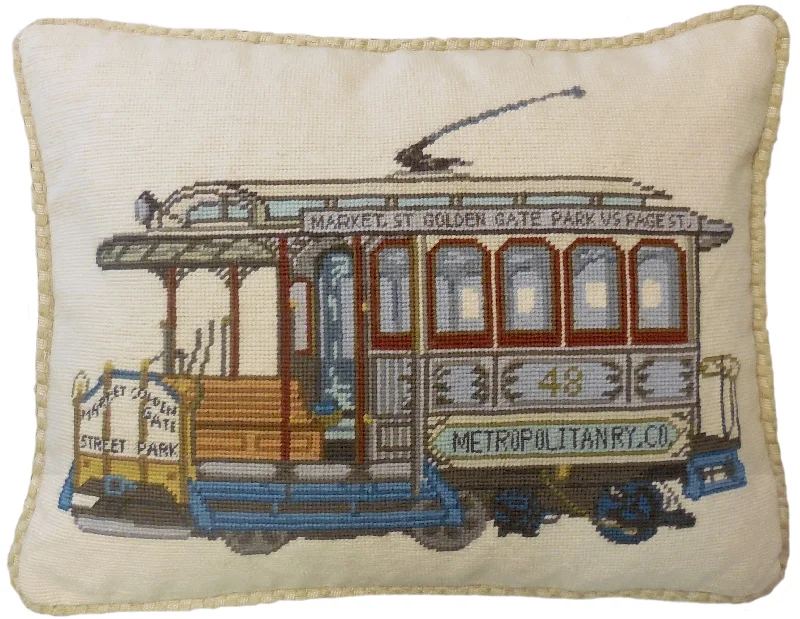 HKHHP10100C - Needlepoint Pillow 17x21