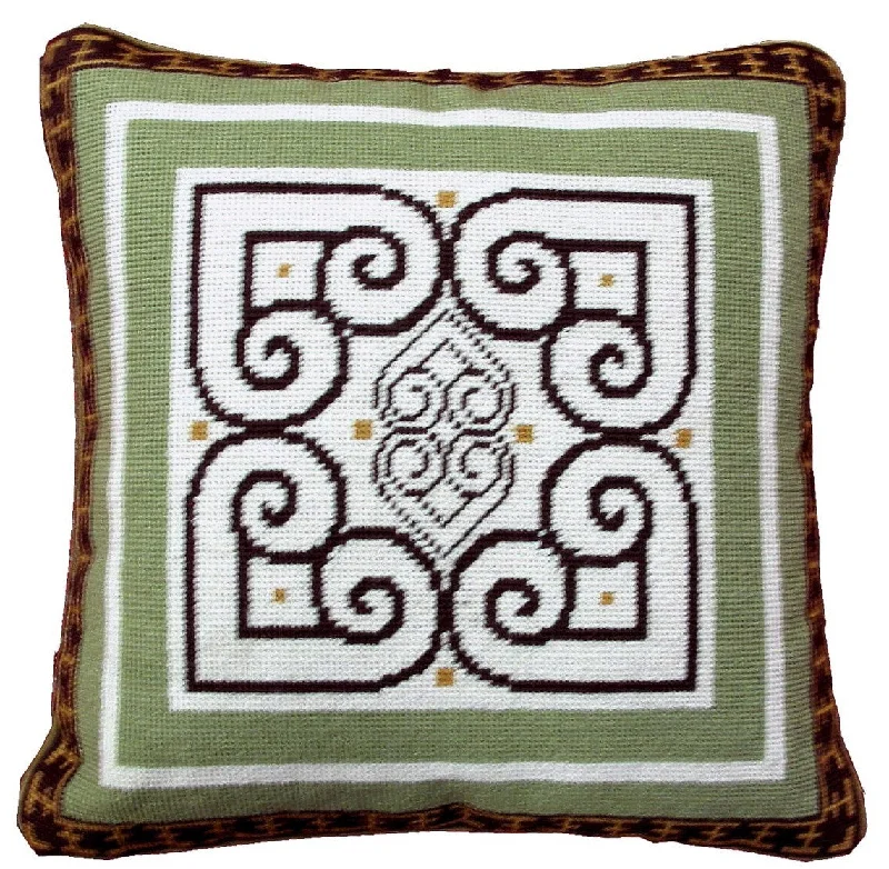 HKHHP5033 - Needlepoint Pillow 17x17