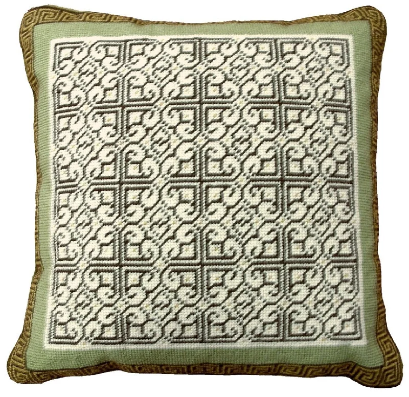 HKHHP5034 - Needlepoint Pillow 17x17