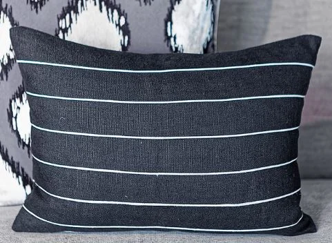 Slubby Linen Micro Piping Pillow - 14x20 - Ryan Studio