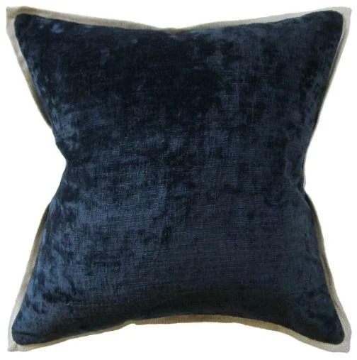 Umbria Pillow - Ryan Studio